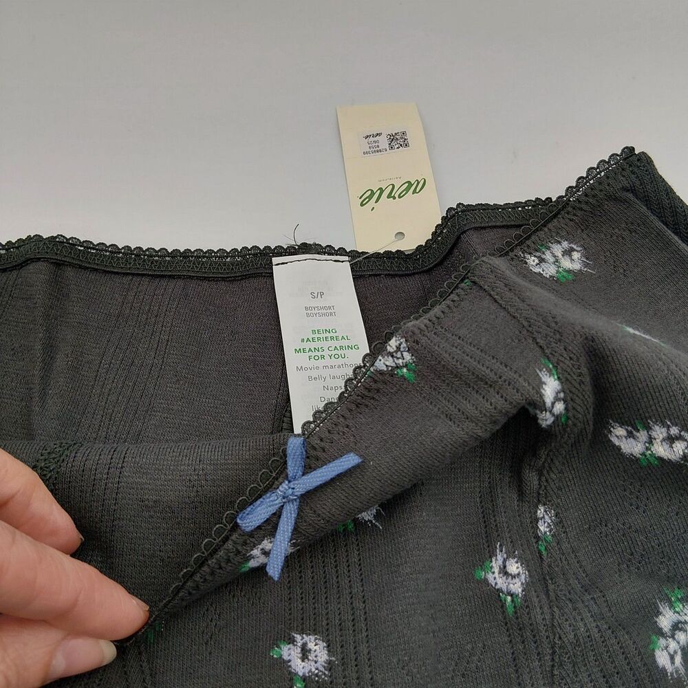 Aerie SMALL  NWT Vintage Style Floral Pointelle Knit BoyShort Bloomer Lingerie - Picture 3 of 8